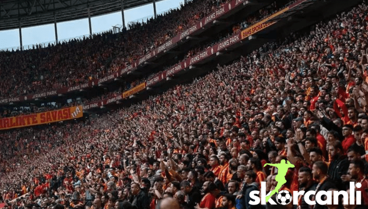 CANLI Galatasaray’dan görülmemiş kutlama: Aslan kupasına kavuşuyor