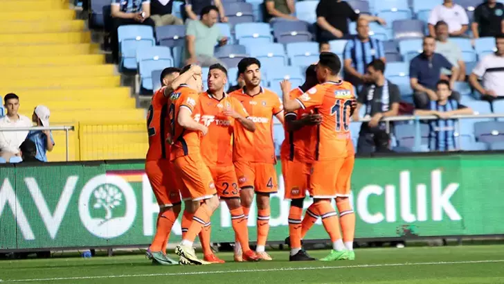 Başakşehir, Adana’da gol oldu yağdı! Adana Demirspor farklı mağlup