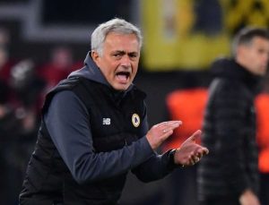 Beşiktaş’ta Hüseyin Yücel: Mourinho Beşiktaş’a gelmek istiyor!