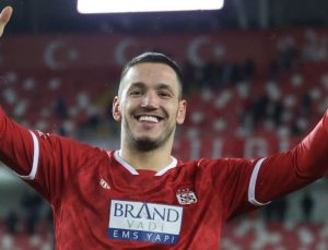 SON DAKİKA! Süper Lig’de dev satış: Rey Manaj’ın rotası belli oldu