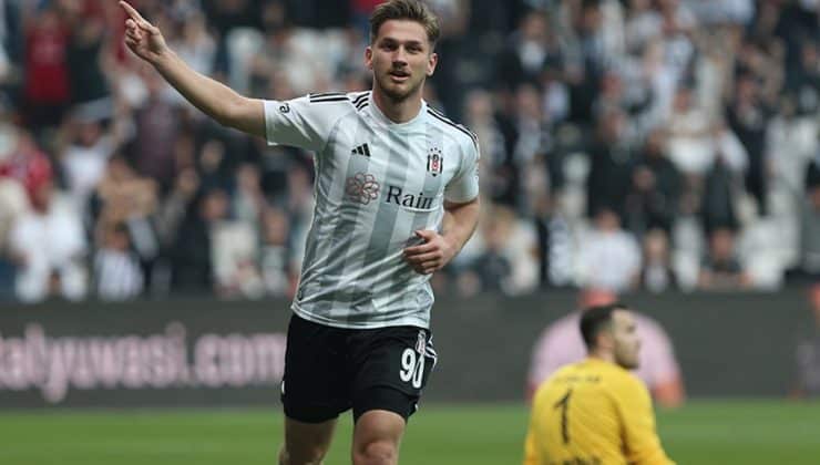 Semih Kılıçsoy transfer için Beşiktaş’ı işaret etti