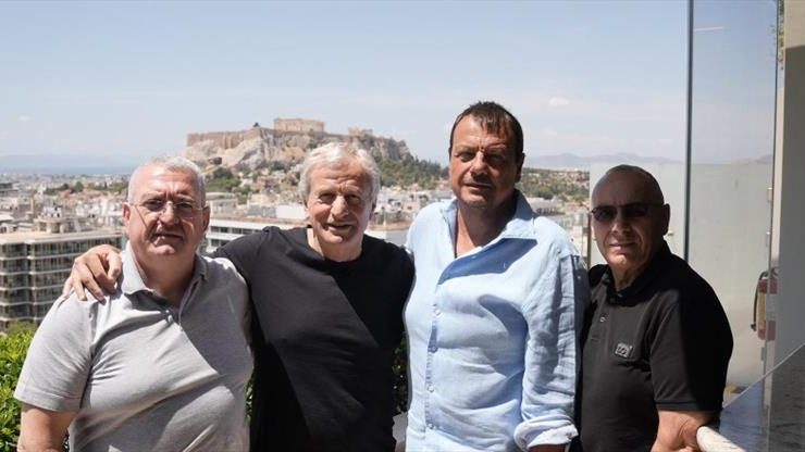 Servet Yardımcı’dan Ergin Ataman’a tebrik ziyareti