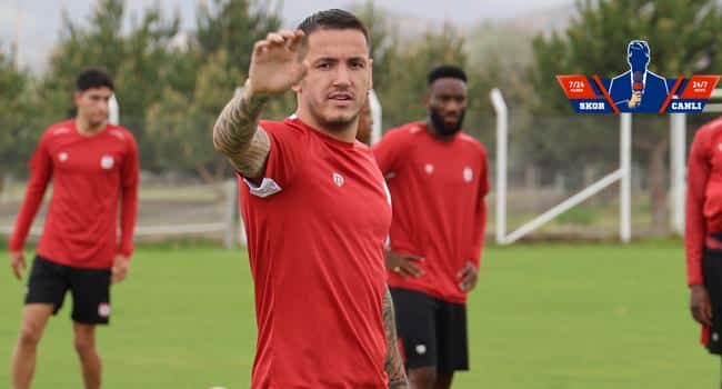 Sivasspor’da Manaj sevinci