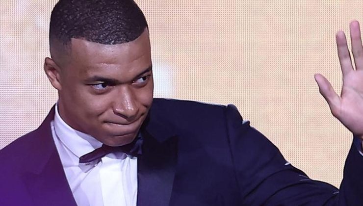 Transfer bombasını annesi patlattı! Kylian Mbappe'nin yeni takımını ayaküstü açıkladı