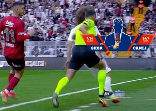 Türkiye’de bu da oldu; hakemden futbolcuya ‘kırmızı’lık faul