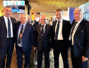 Mehmet Büyükekşi, FIFA ve UEFA Başkanları ile bir araya geldi