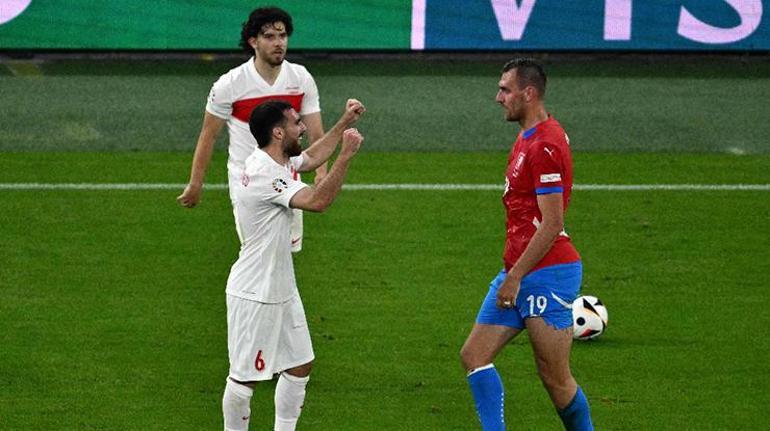 Türkiye-Çekya maçı bitti saha karıştı | Çekyalı oyuncudan olay sözler: Türkleri zehirlemek istedim