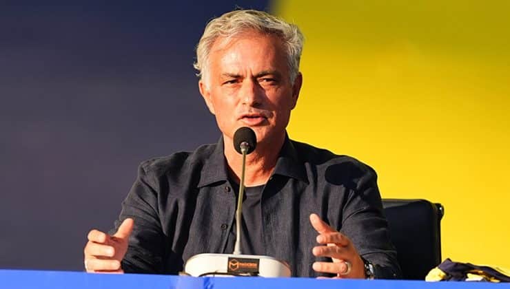 Fenerbahçe’nin teknik direktörü istedi: Bonservisi futbolseverleri şaşırttı