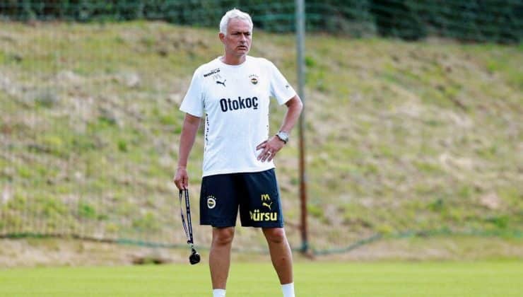 Jose Mourinho, Fenerbahçe’ye sistemini işliyor