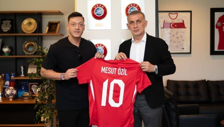 Mesut Özil’den TFF Başkanı İbrahim Hacıosmanoğlu’na ziyaret